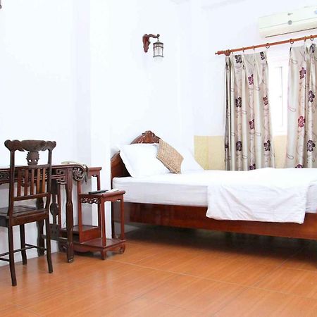 Hoang Cuong Hotel 15 Nguyen Thai Hoc Hanoi Dış mekan fotoğraf